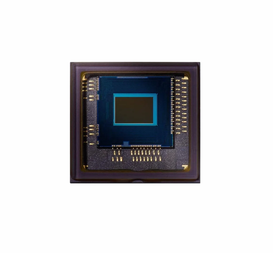 D780