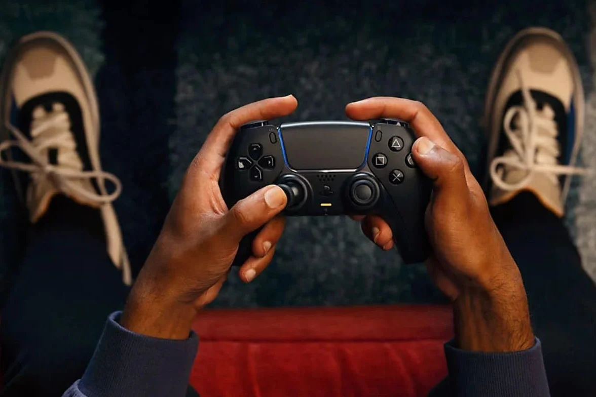 Sony DualSense Kontroler Bezprzewodowy, Midnight Black - wersja międzynarodowa