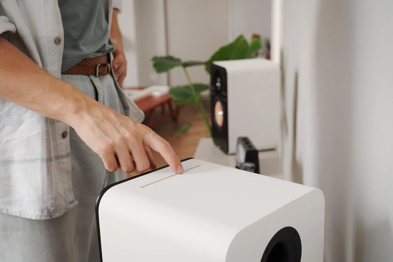 Teufel ULTIMA 25 AKTIV Club Edition 2.1 system dźwiękowy z bezprzewodowym subwooferem - aktywne głośniki regałowe z Bluetooth i zintegrowanym odbiornikiem AV, Dolby Audio, DAB+, HDMI ARC CEC, Touch