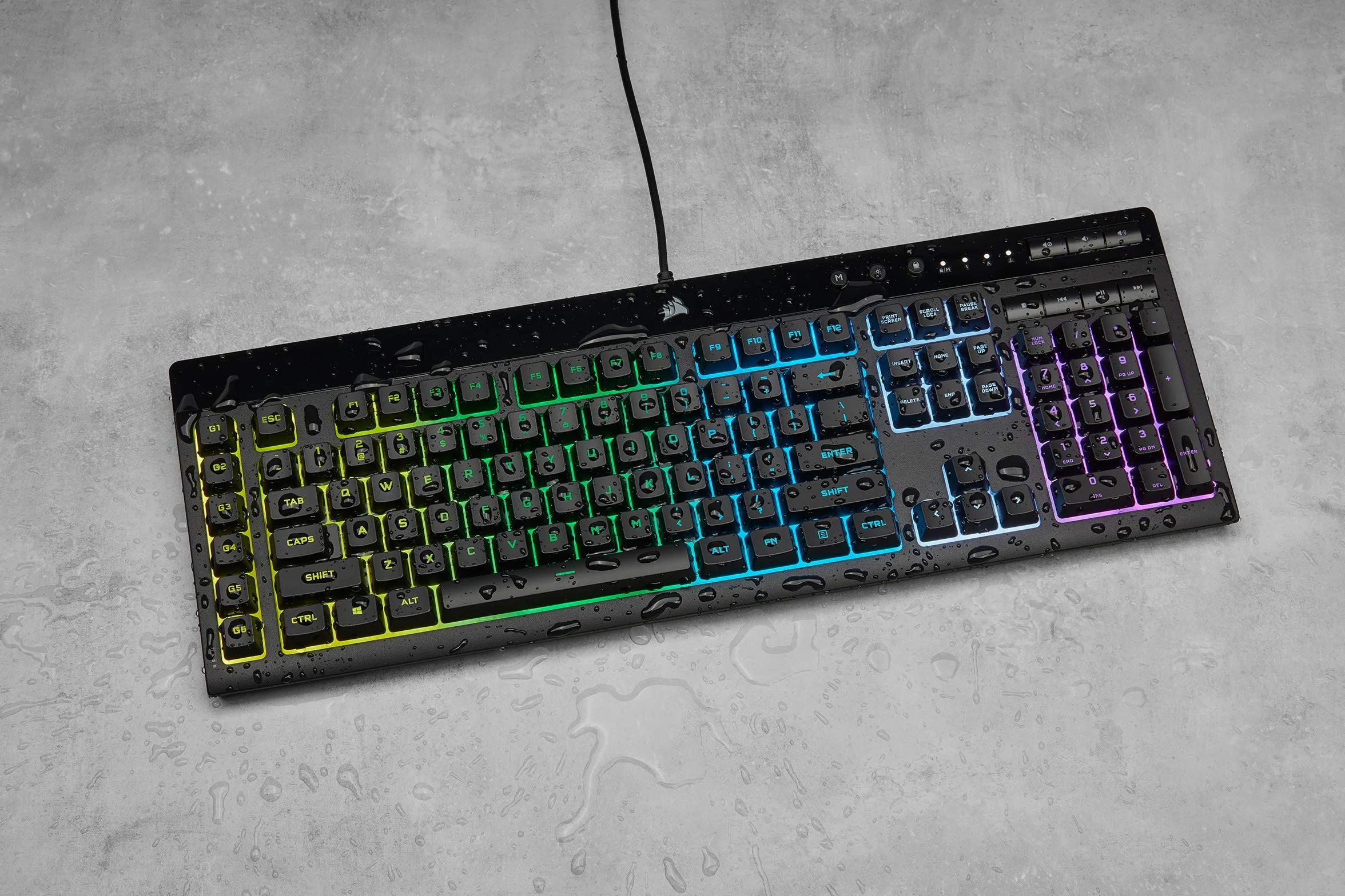 CORSAIR K55 RGB PRO przewodowa klawiatura do gier, IP42, odporna na kurz i zalanie, 6 klawiszy makro z integracją Elgato, kompatybilna z iCUE, QWERTY UK, PC, Mac, Xbox, czarna