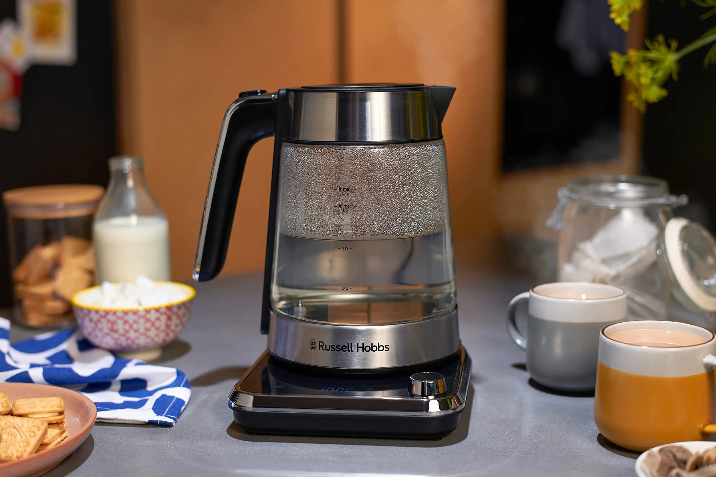 Russell Hobbs Attentiv 26200-70 Czajnik Elektryczny 2400W 1.7L Regulacja Temperatury