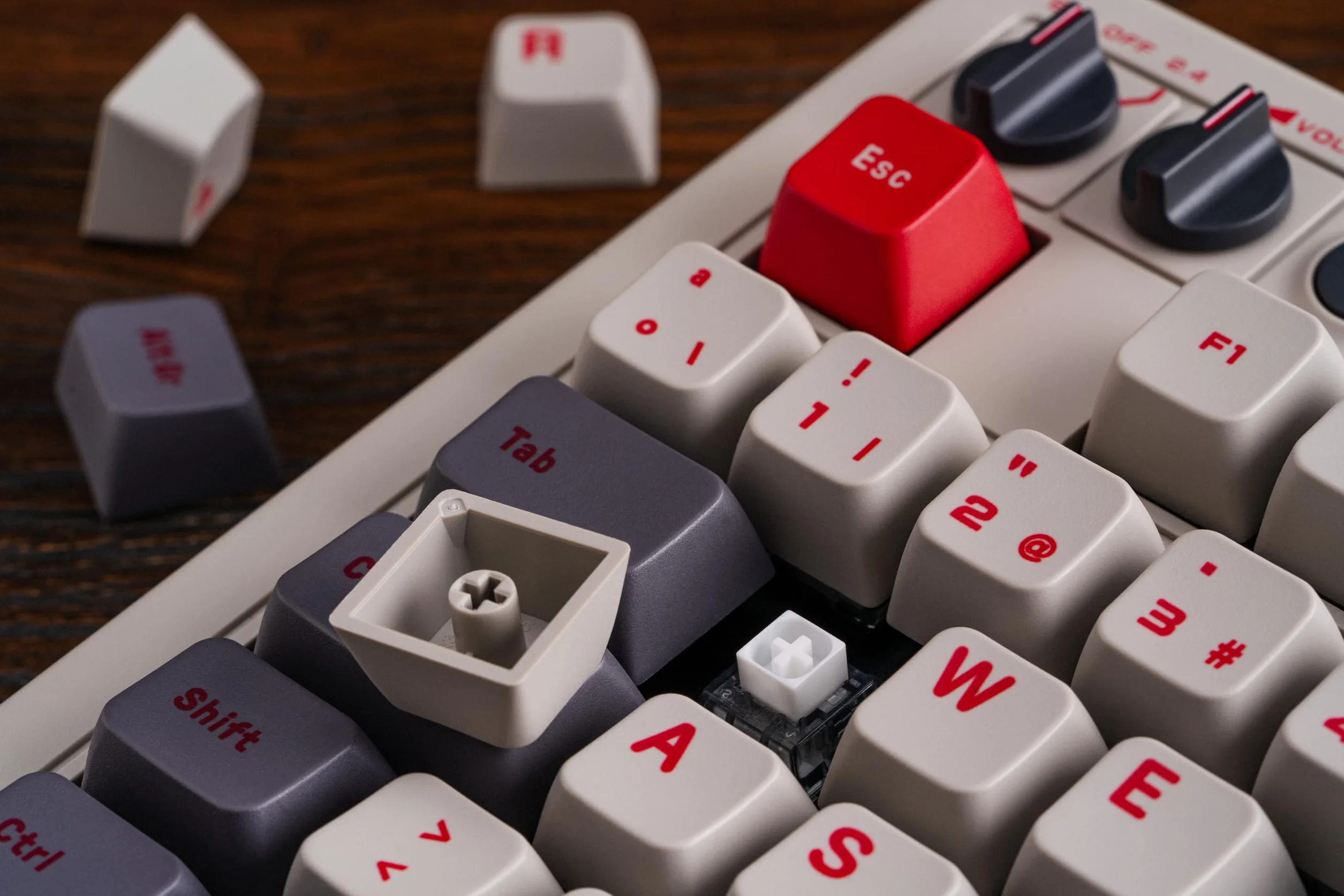 8Bitdo Retro Mechanical Keyboard, Bluetooth/2.4G/USB-C Hot Swappable Gaming Keyboard, 87 Keys, Dual Super Programmable Buttons for Windows and Android, QWERTY Spanish ISO Layout