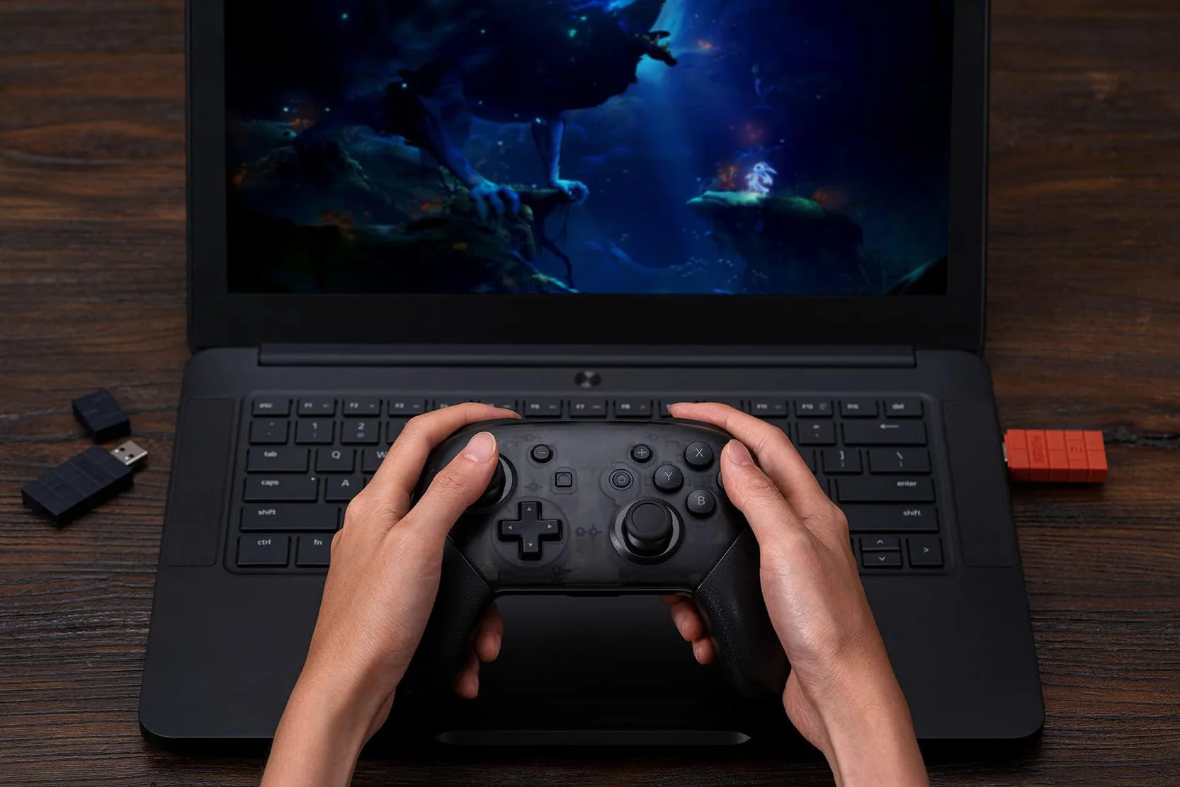 8Bitdo Bezprzewodowy Adapter USB 2, Adapter Kontrolerów Przełączników Bluetooth do Serii Xbox, Joycons, Switch Pro, PS5, PS4, PS4 Pro, PS3 on Switch, PC, Android, Raspberry Pi, Retrofreak (Brązowy)