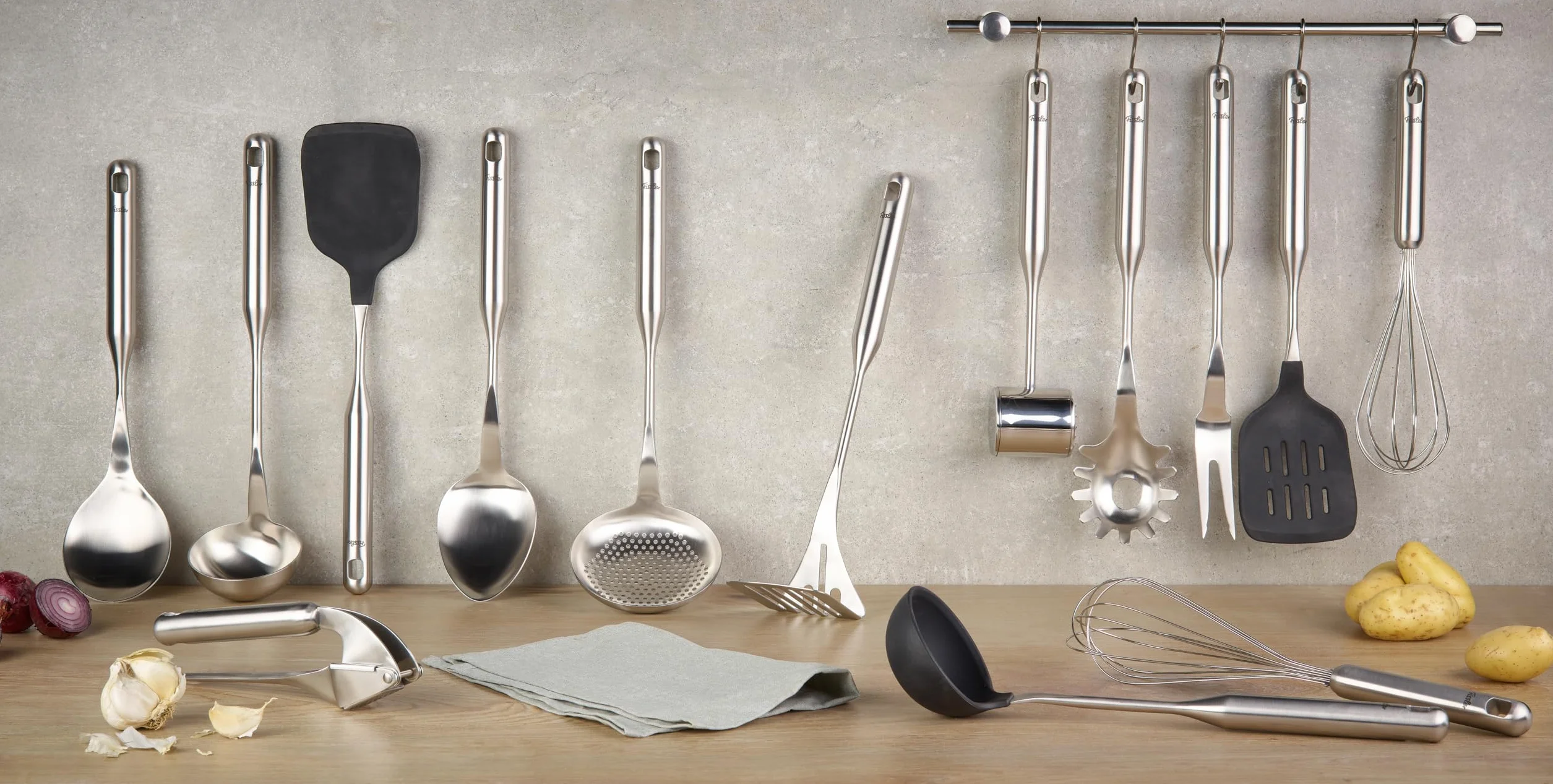 Fissler Essential praska do czosnku ze stali nierdzewnej 20 cm