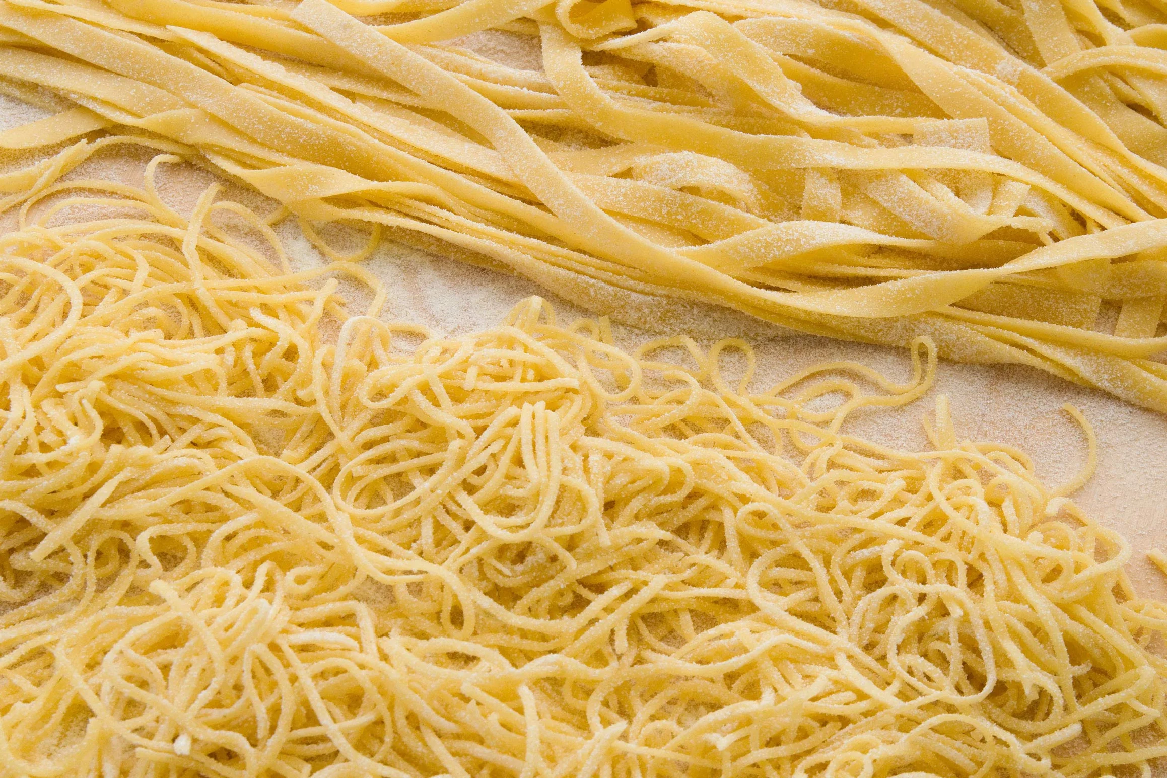Eppicotispai Chitarra z drewna bukowego do robienia domowego spaghetti i fettuccine w pudełku prezentowym