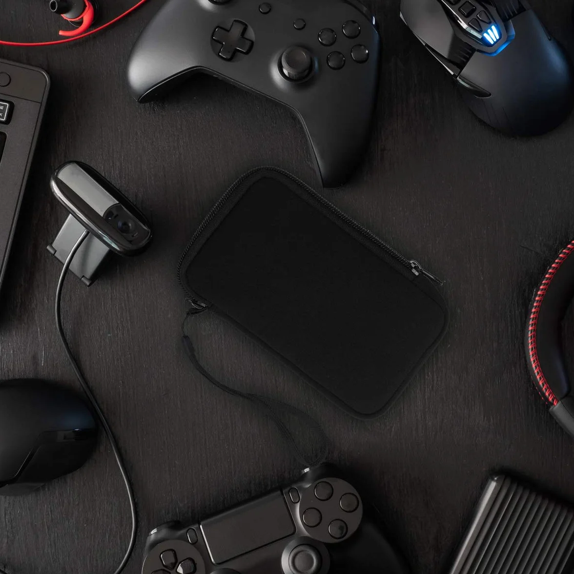 kwmobile Etui kompatybilne z Nintendo 3DS XL - przenośna konsola do gier, neoprenowe etui w kolorze czarnym