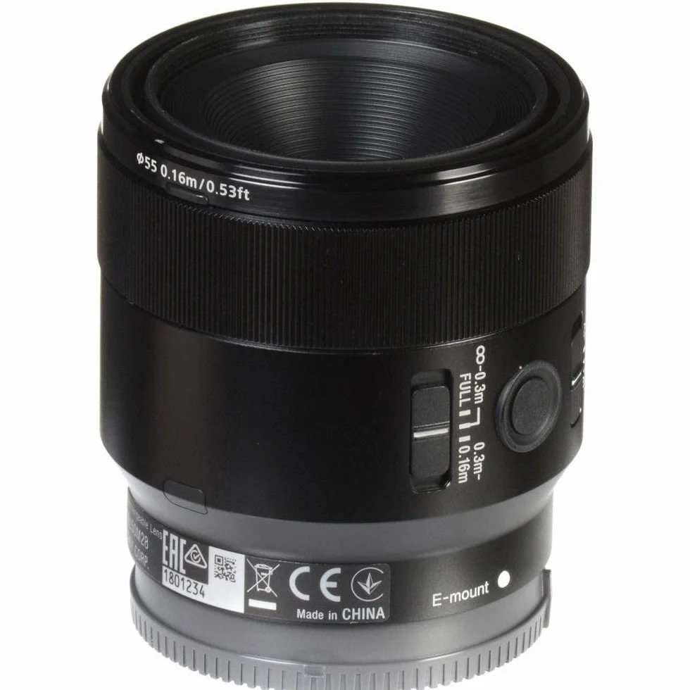 Sony FE 50 mm F2.8 Macro, stałoogniskowy obiektyw macro z mocowaniem typu E, odpowiedni do serii aparatów pełnoklatkowych (a7, a9, a1), czarny. (SEL50M28.SYX)