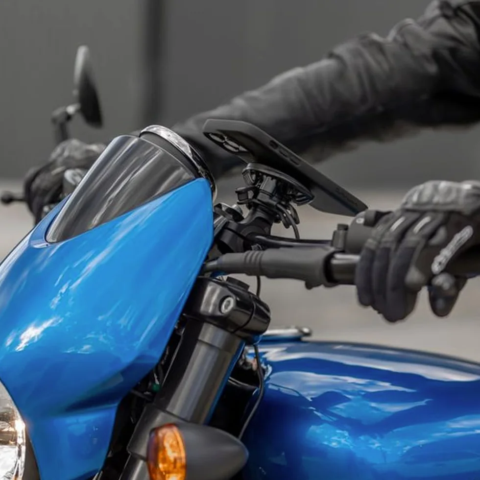 Quad Lock Kierownica Motocyklowa Uchwyt Telefonu PRO Zestaw z Amortyzatorem Drgań i iPhone 15 Pro MAG Etui