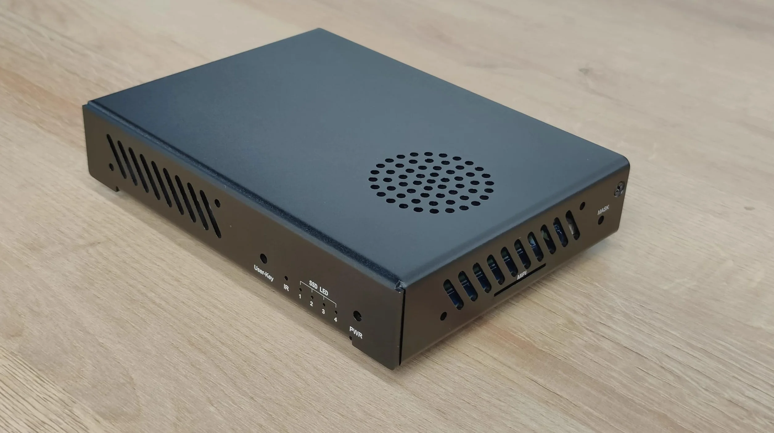 WayPonDEV Czarna metalowa obudowa do CM3588 NAS Kit Open Source komputer jednopłytowy, metalowy radiator do modułu pamięci sieciowej CM3588 zestaw startowy z wentylatorem