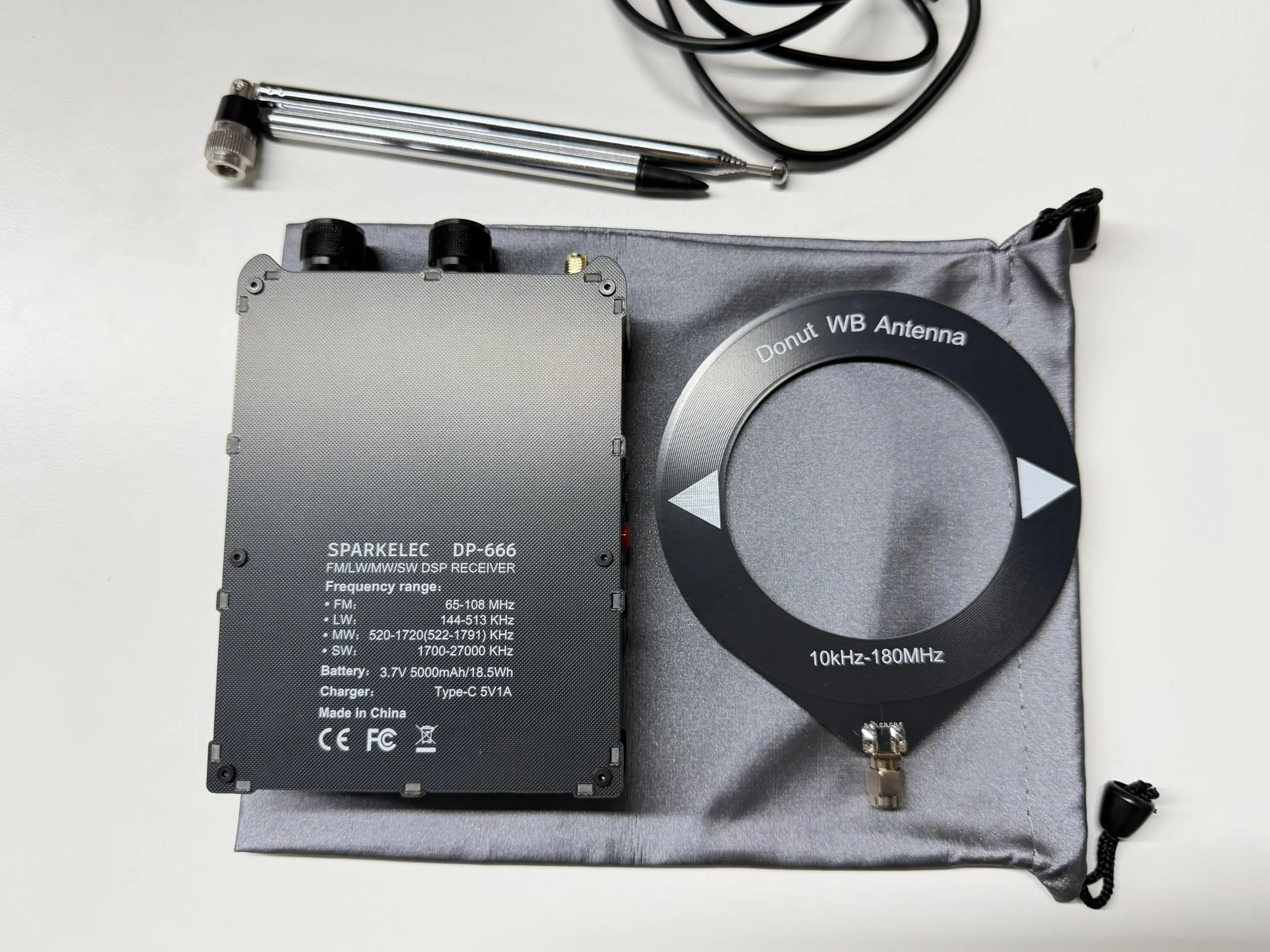 Raddy DP-666 Radio DSP Wielozakresowe Chip TEF6686, Profesjonalny Odbiornik AM/FM/LW/MW/SW RDS, 2,8" Ekran Dotykowy + Stylus, Bateria 5000mAh, Antena Teleskop. & Donut, Przenośne z Aktualizacją FW