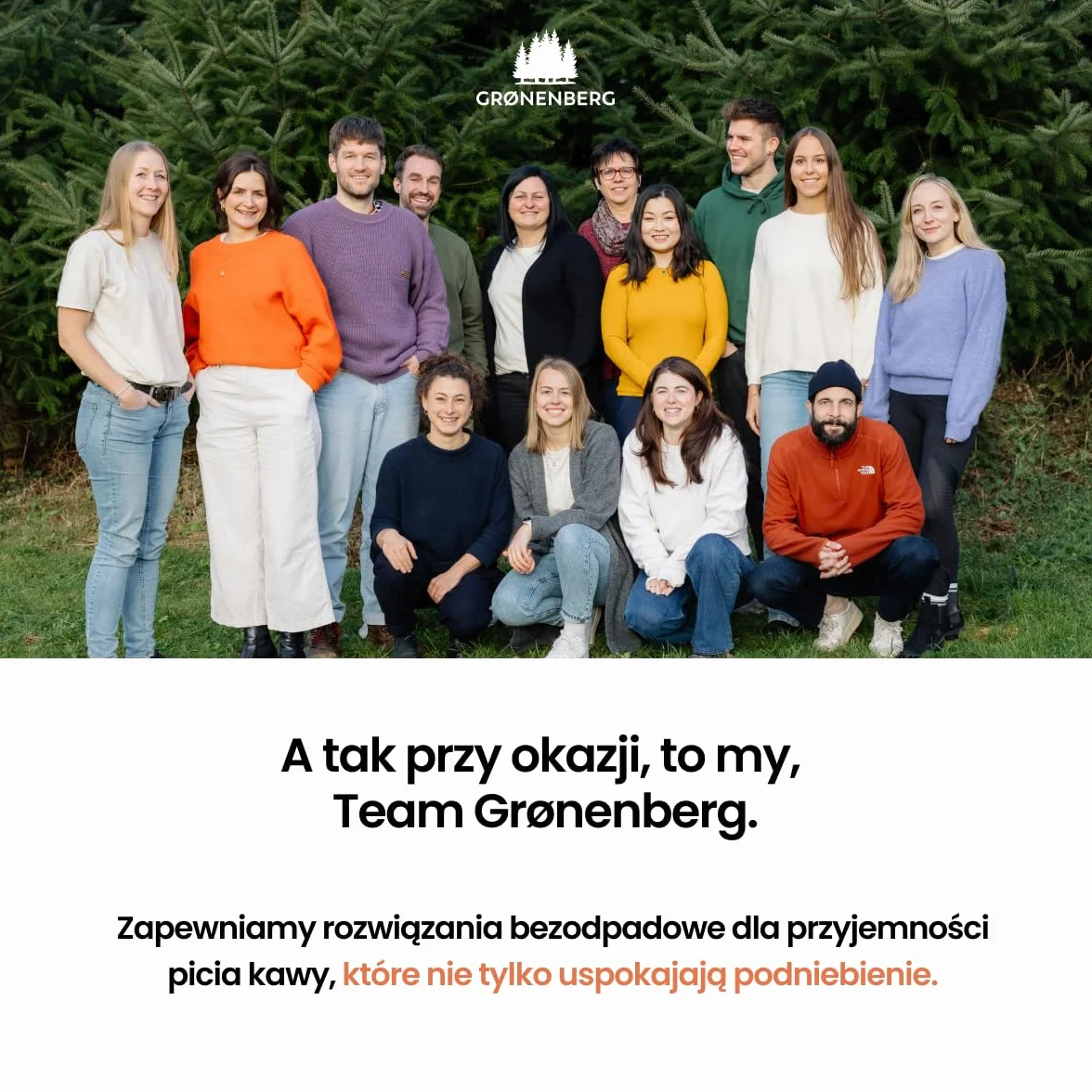 Przenośny ręczny ceramiczny młynek do kawy ze stali nierdzewnej. Regulowane stożkowe żarna. Wytrzymały, łatwy w czyszczeniu i użytkowaniu. Na biwak, do domu, w podróży.