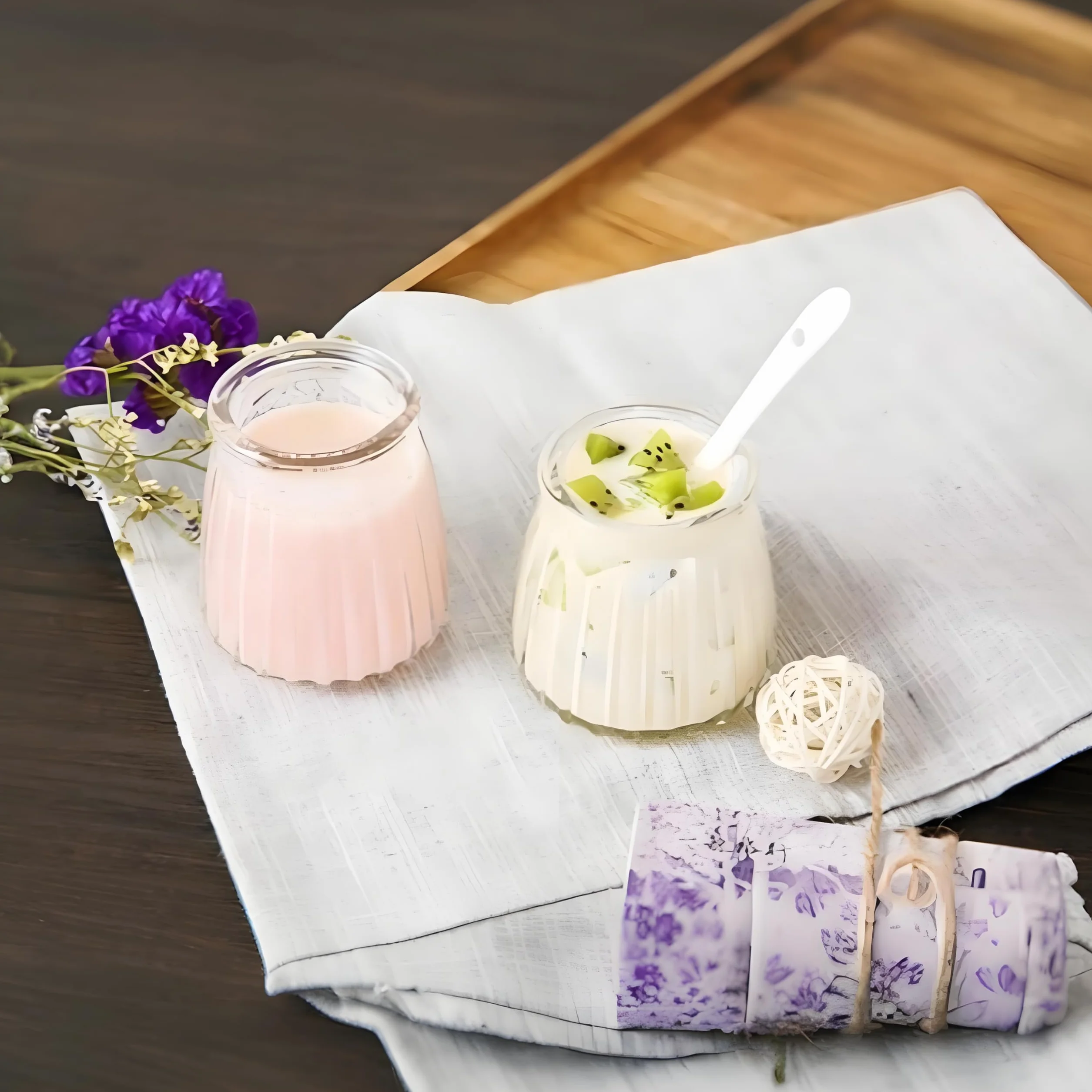 Słoiki na jogurt 200 ml 12 sztuk szklane deserowe przezroczyste z etykietą i sznurkiem