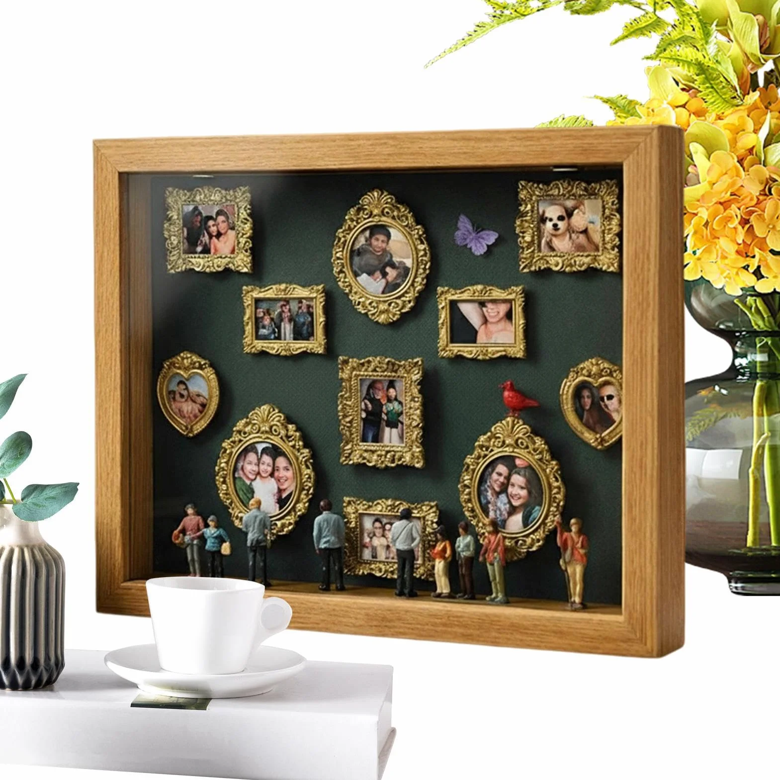 Złote mini ramki muzealne ze światłami 23x30 cm zestaw 8 figurek i 10 ramek