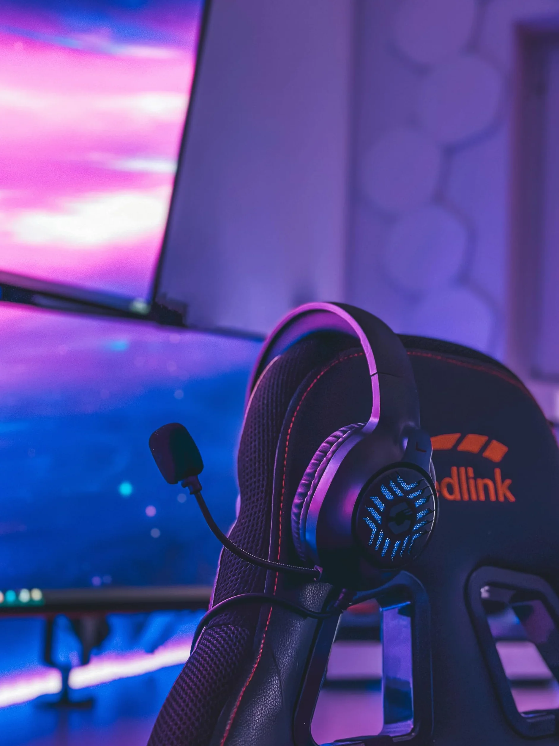 Speedlink TYRON - Zestaw słuchawkowy do gier RGB z mikrofonem do komputera PC PS4/PS5/Xbox Series X/S/Switch, oświetlenie RGB, z kablem jack 3,5 mm, adapter Y, czarny