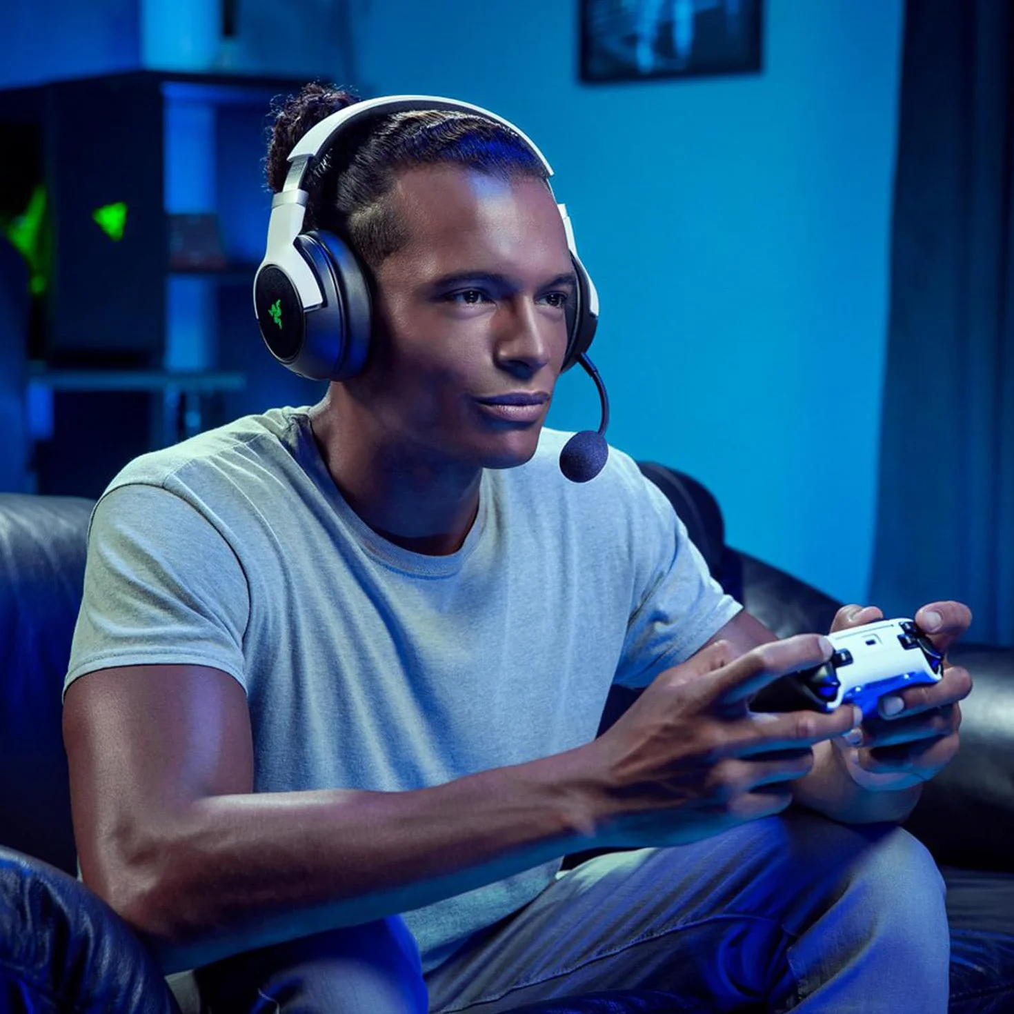 Razer Kaira Pro HyperSpeed - wieloplatformowy bezprzewodowy zestaw słuchawkowy do gier (bezprzewodowy HyperSpeed, HyperSense Haptic, głośniki tytanowe 50 mm) czarno-biały
