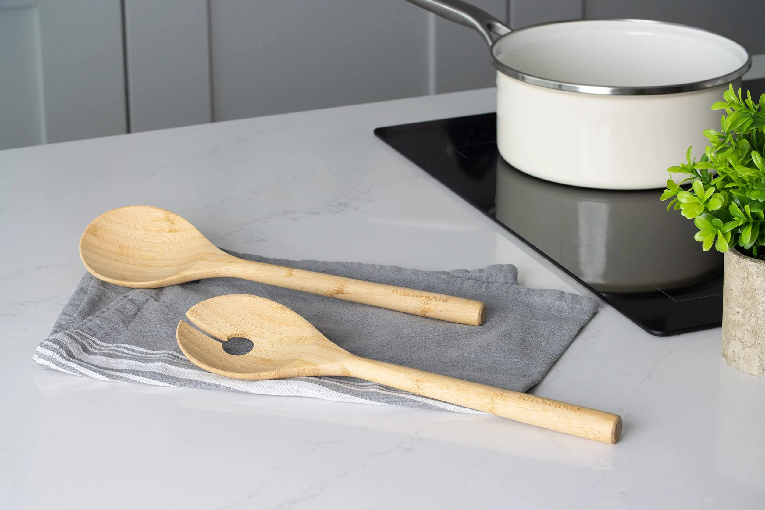 KitchenAid Bambusowe serwery do sałatek, szczypce do sałatek, widelec i łyżka, zestaw sztućców, idealne do mieszania sałatek i serwowania kolacji, 30 cm