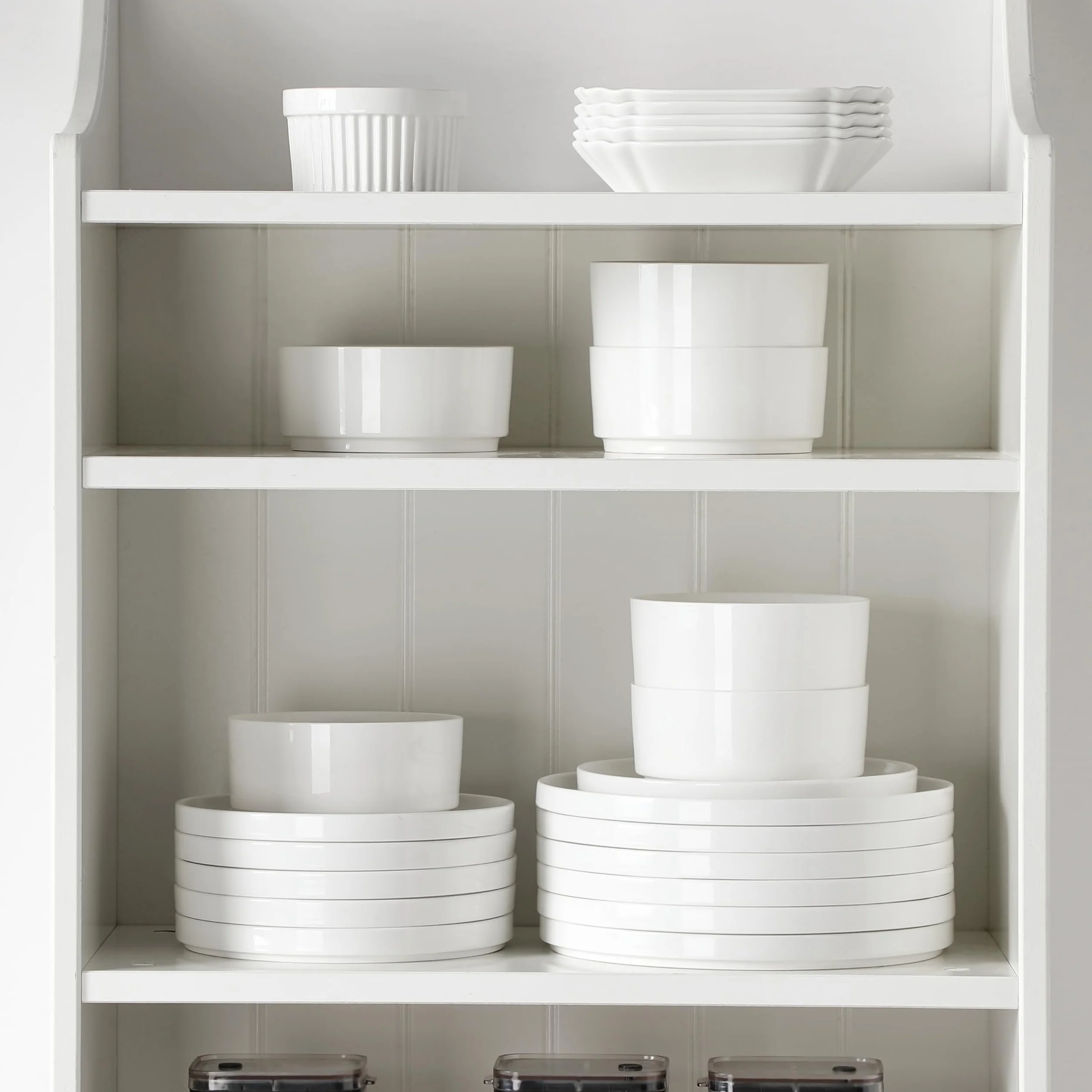 MALACASA Zestaw obiadowy dla 6 osób, 18-częściowy porcelanowy zestaw obiadowy - talerze, miski, talerze sałatkowe, miski na płatki - biała seria Leah