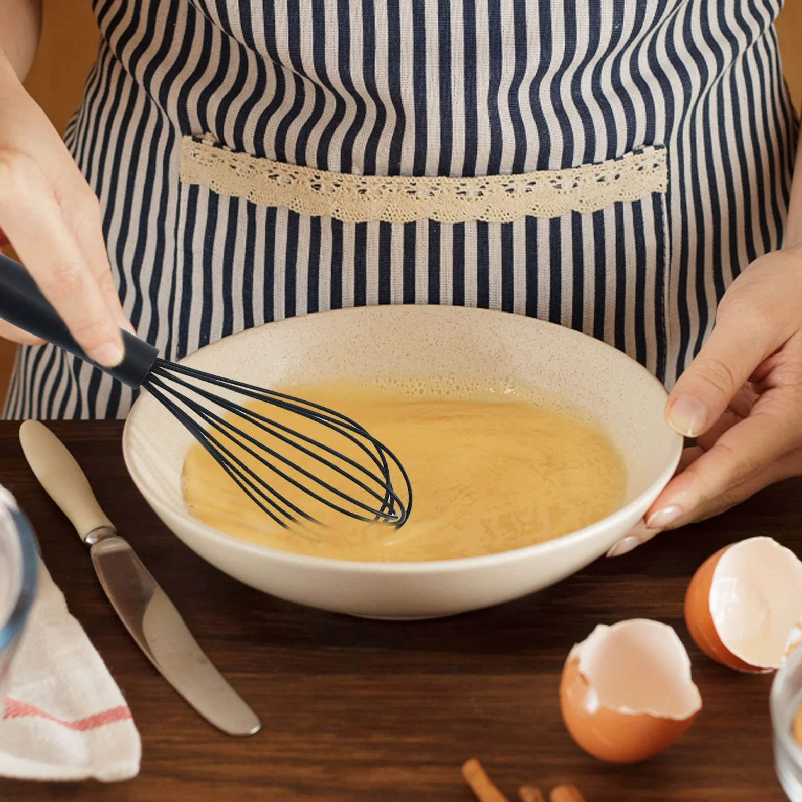 Silikonowa trzepaczka kuchenna bezpieczna dla żywności z powłoką nieprzywierającą czarna