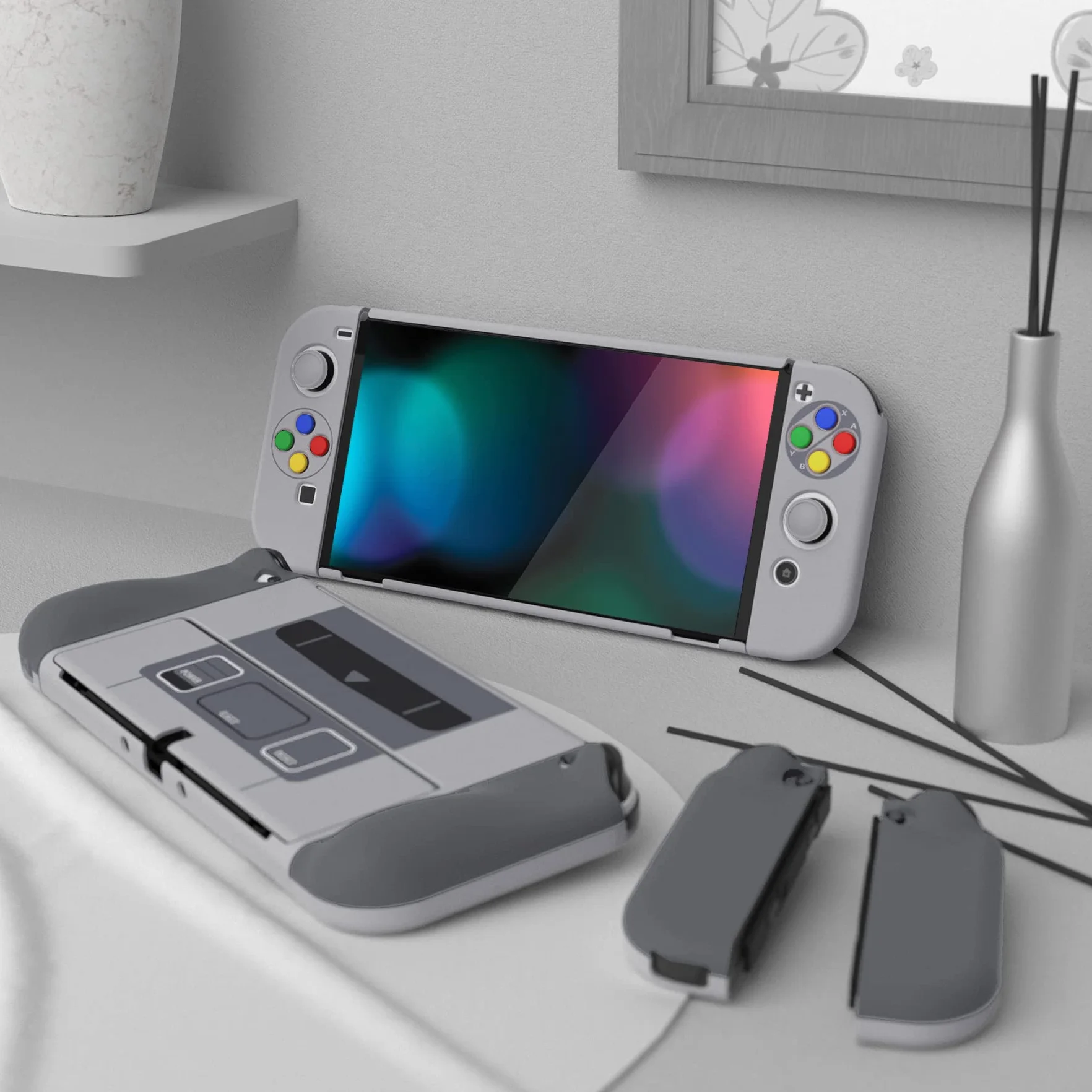PlayVital Etui Ochronny do Nintendo Switch OLED Hard Shell Case, AlterGrips Dokowalna Futerał, Protective Cover z Kciuka Caps & Caps Przycisków SNES