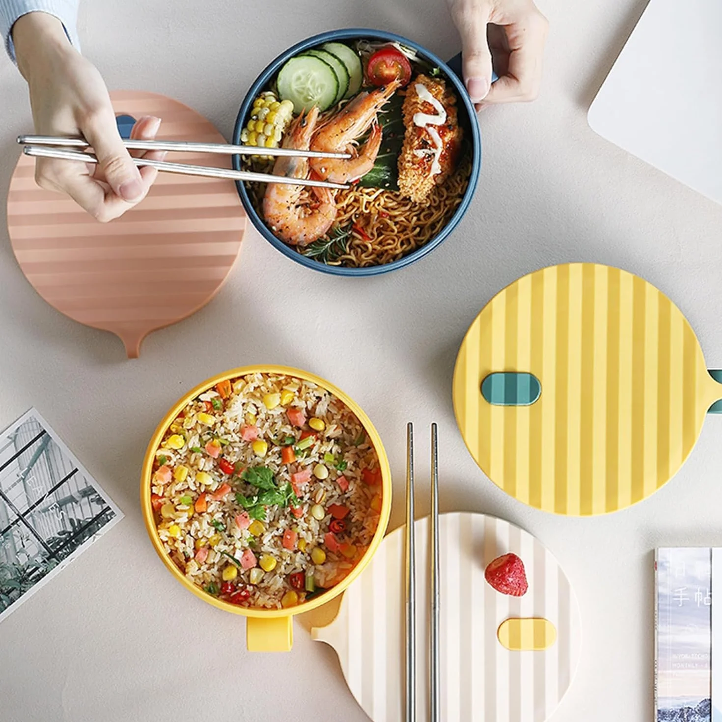 Miska na ramen do mikrofalówki, duża miska na makaron z pokrywką i pałeczkami, przenośna miska na zupę, miska do gotowania do domu, biura, akademika, nie zawiera BPA (różowa i niebieska)