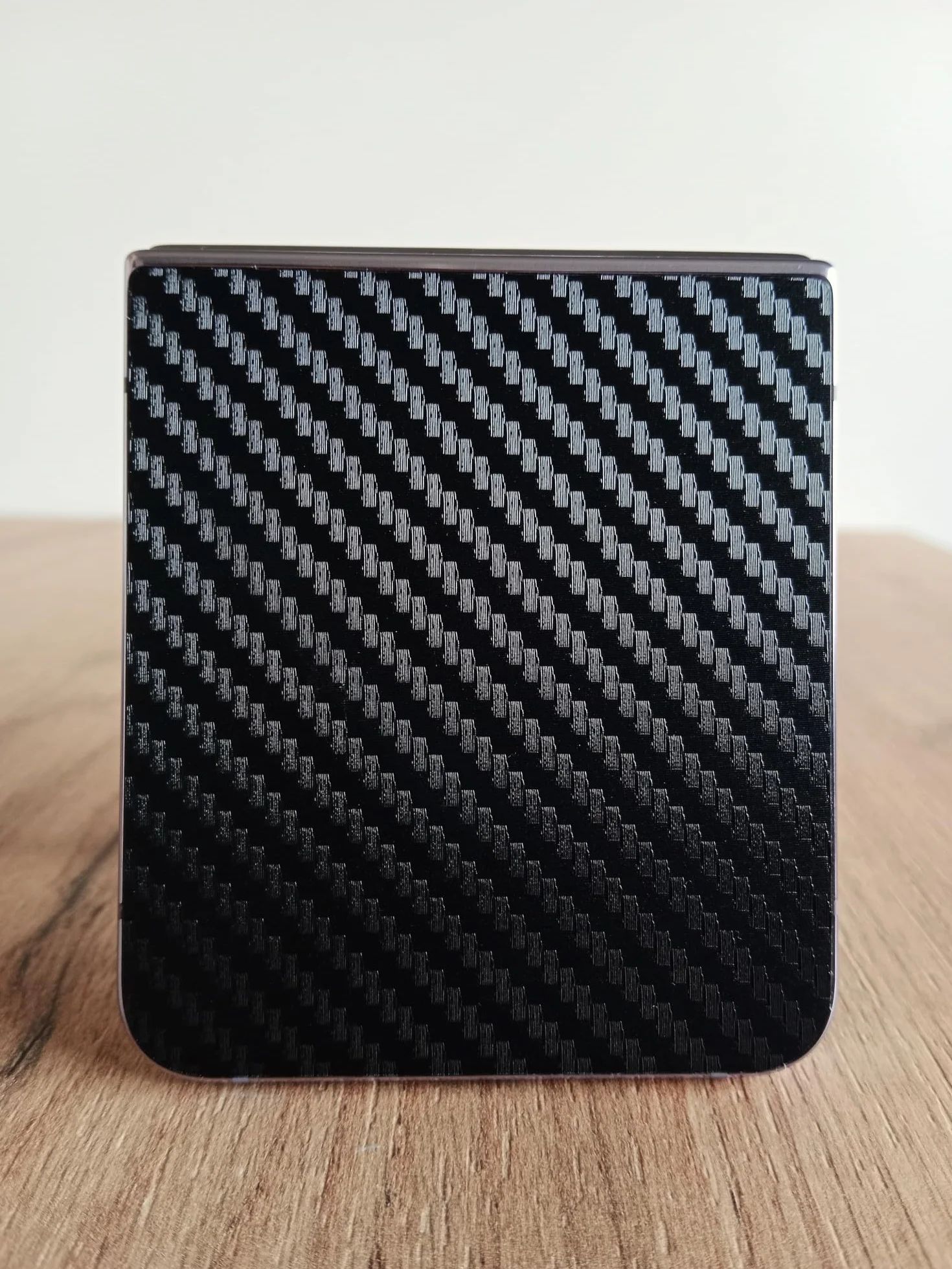 apgo Skins folia naklejka skórka strukturalna na TYŁ do Apple iPhone XR - Carbon Czarny