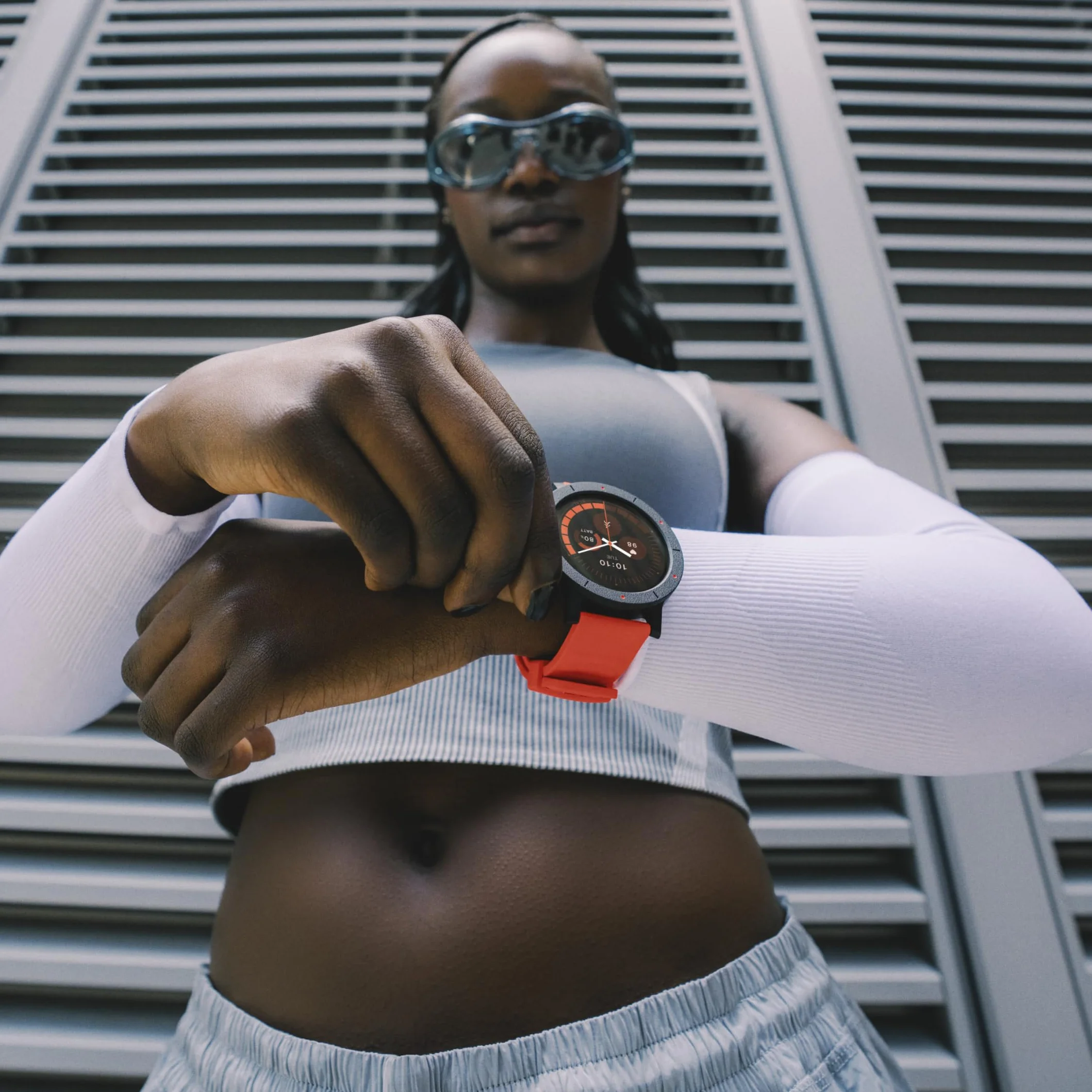 CMF by Nothing Smartwatch Watch 3 Pro z wyświetlaczem AMOLED 1,43 cala, dwuzakresowy GPS, połączenia Bluetooth z redukcją szumów AI, zaawansowane monitorowanie tętna i snu - pomarańczowy