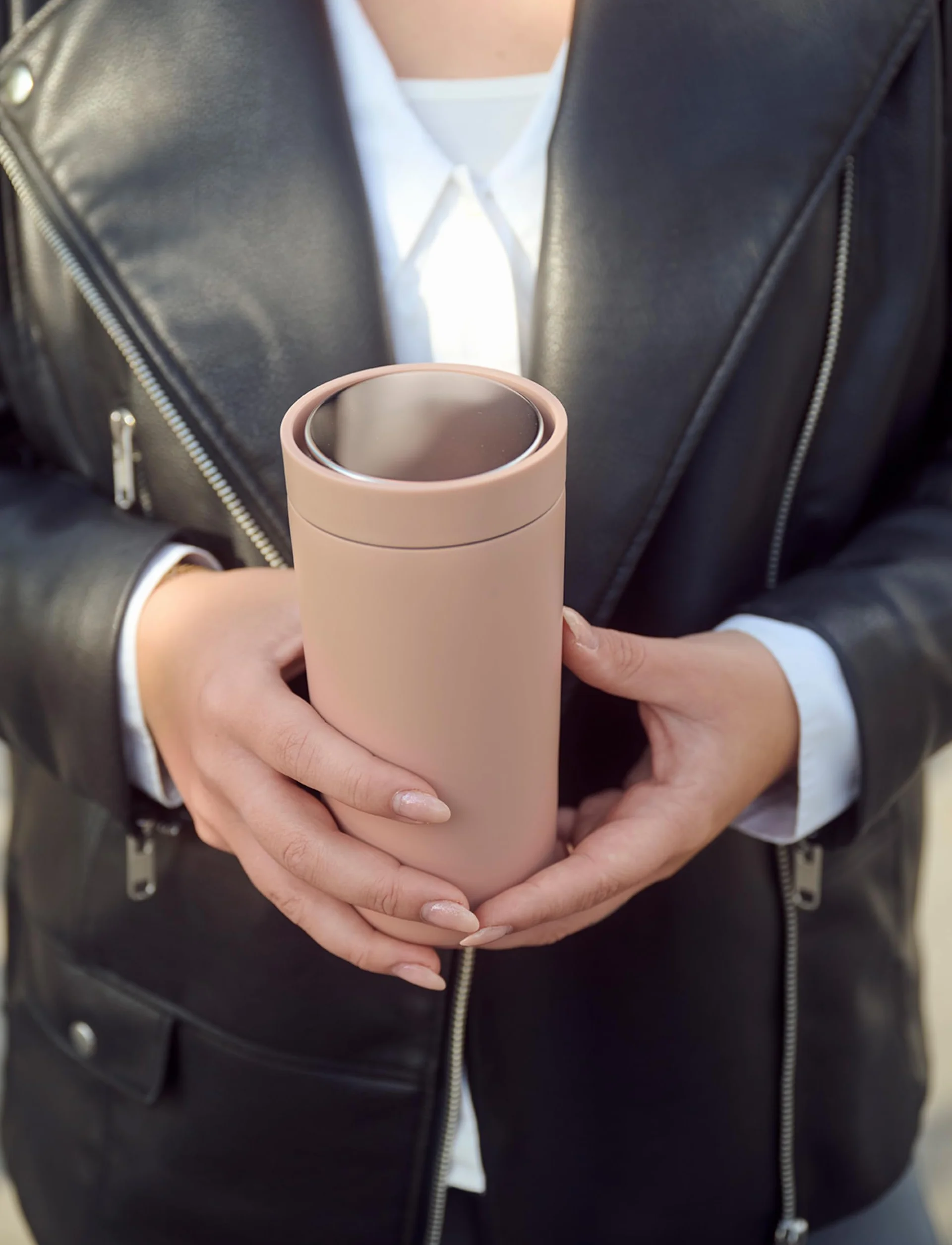 Stelton To-Go Click | Kubek termiczny, termos z podwójnymi ściankami - stal nierdzewna, bezpieczny przed wyciekaniem kubek na kawę/herbatę z inteligentną pokrywką Smart-Click - na gorące i zimne