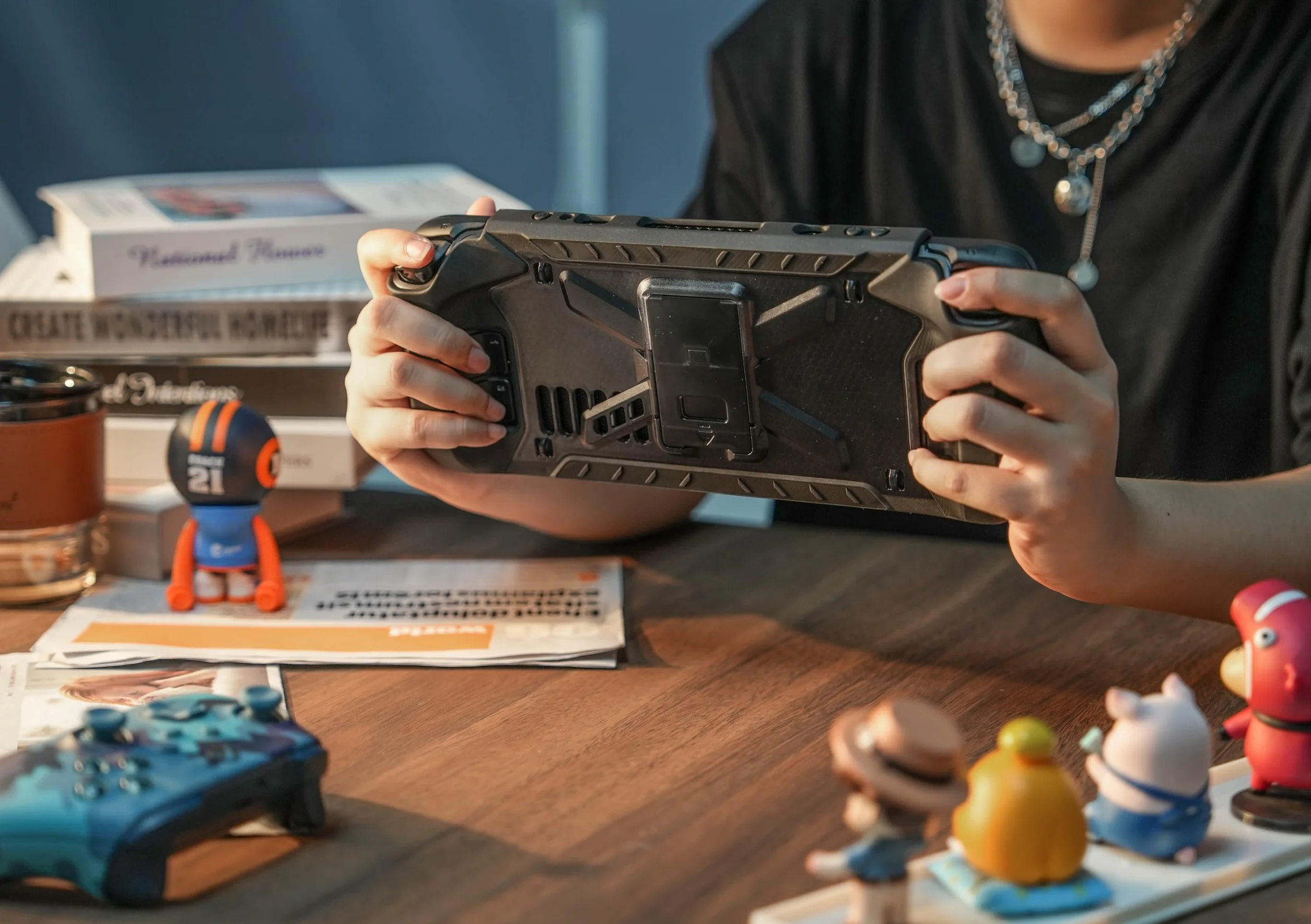 Miimall Etui kompatybilne z Steam i Deck, ochronne dla Steam Deck OLED, ze stojakiem i paskiem na ramię, miękki silikon, odporne na wstrząsy, ultracienkie, antypoślizgowe